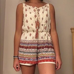 Super cute patterned romper